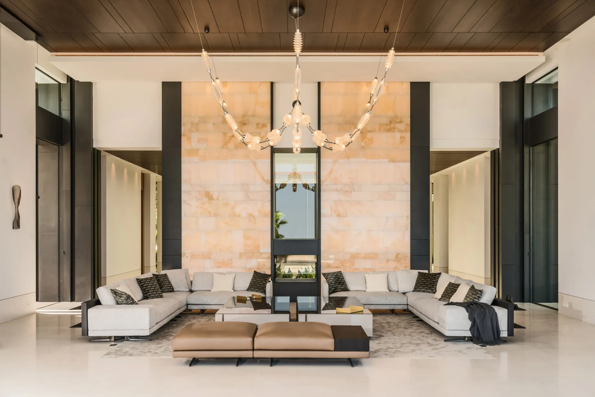 Villa Cullinan Features